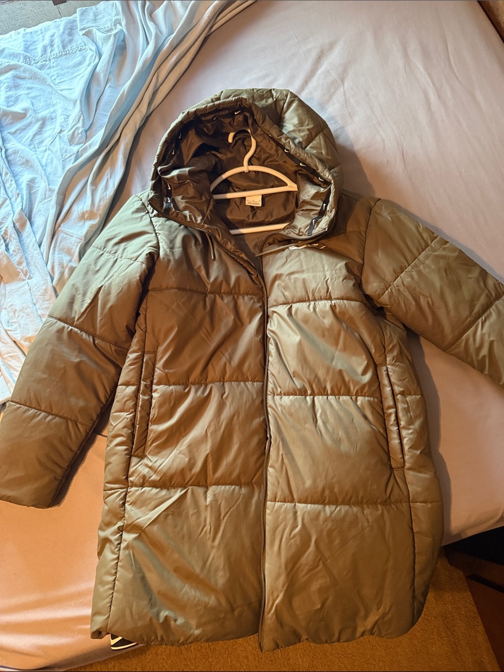 Nike Olive Green Women's Hooded Puffer Coat